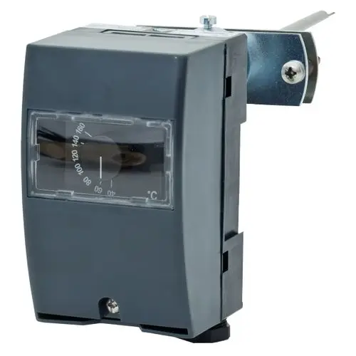 Rauchgasthemostat in dunklem Gehäuse mit transparentem Ziffernblatt und Temperaturanzeige. Hergestellt von ESBE, geeignet für Temperaturen bis 750 Grad.
